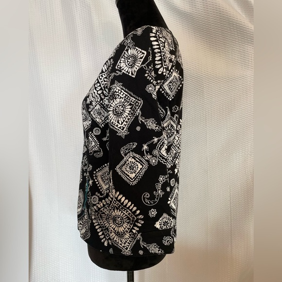 Coldwater Creek Black With White Floral Print 3/4 Sleeve Jacket Size 6 - Picture 2 of 6